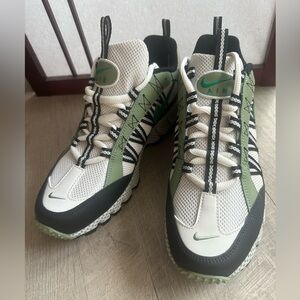 Brand New Men’s Nike Air Humara Hiking Sneakers Size 9
